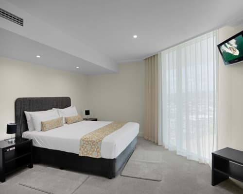 Aqua Vista Maroochydore Penthouse Bed 2